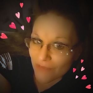 Meet your Posher, Carrie